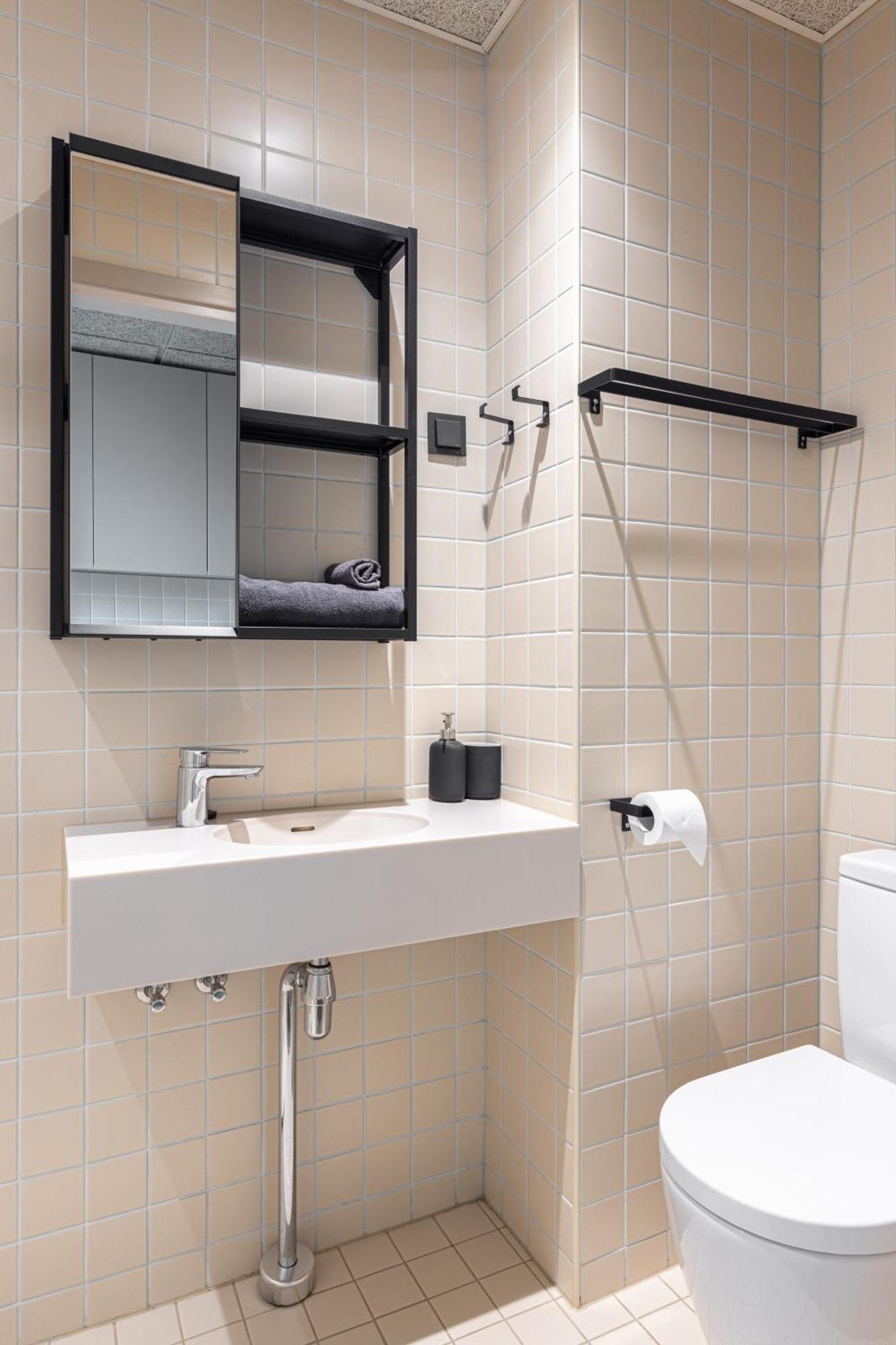 Hugo Apartment Hotel Tartu Extérieur photo