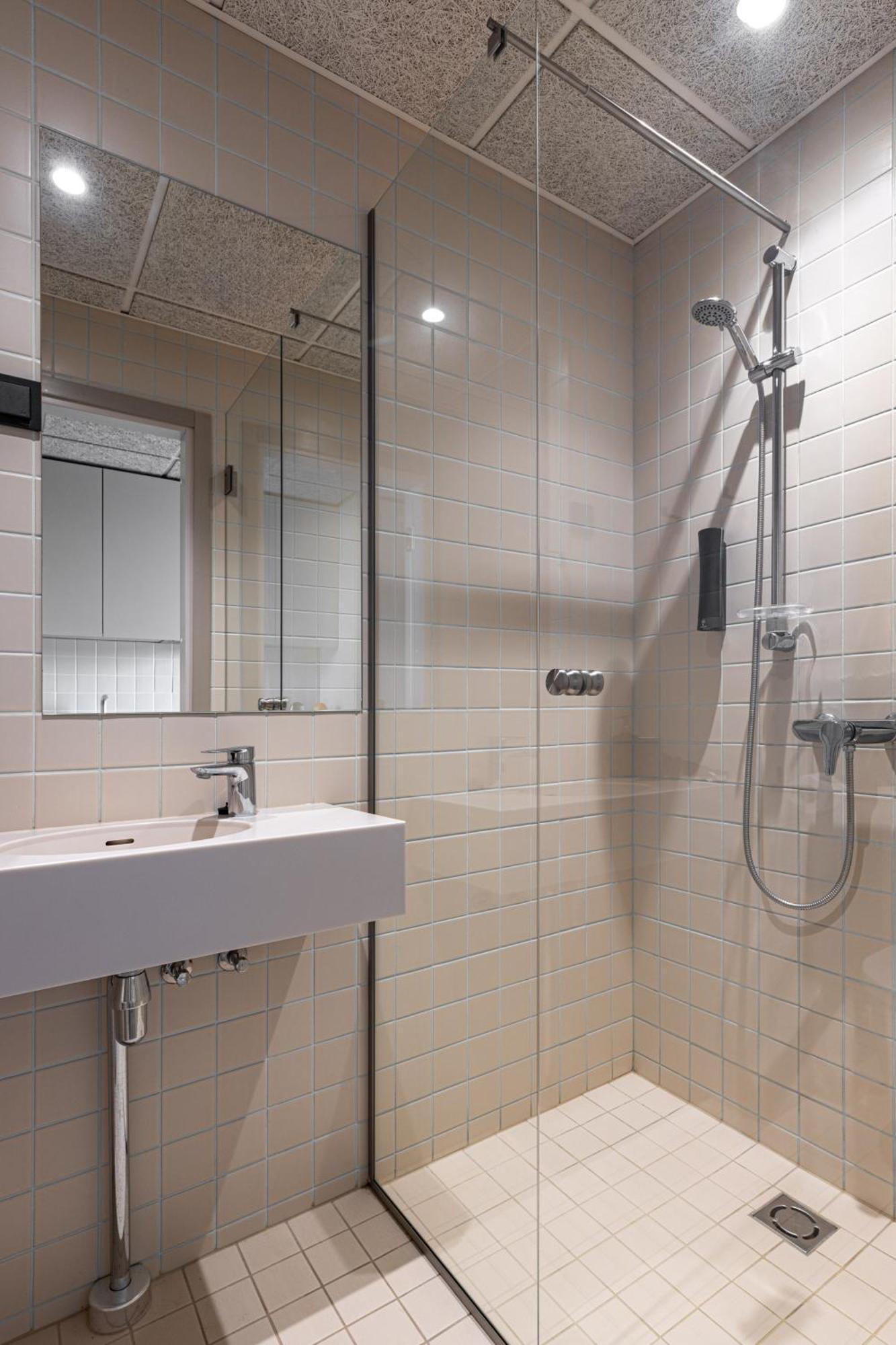Hugo Apartment Hotel Tartu Extérieur photo