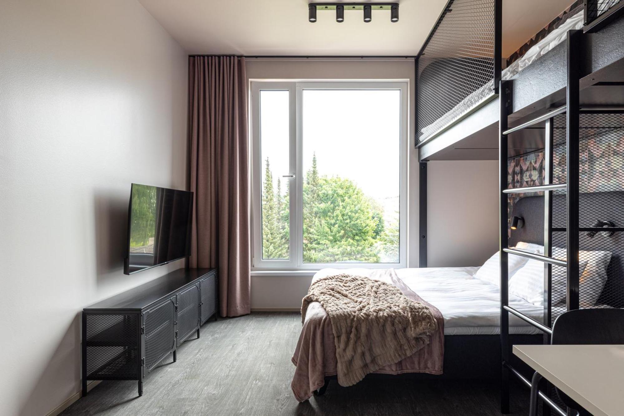 Hugo Apartment Hotel Tartu Extérieur photo